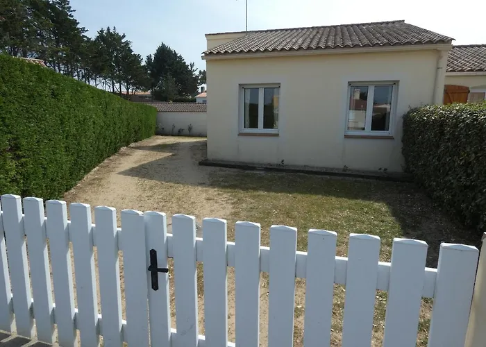 Casa vacanze Maison Spacieuse à Pour 8 Pers, Anim. Admis - Fr-1-540-164 *